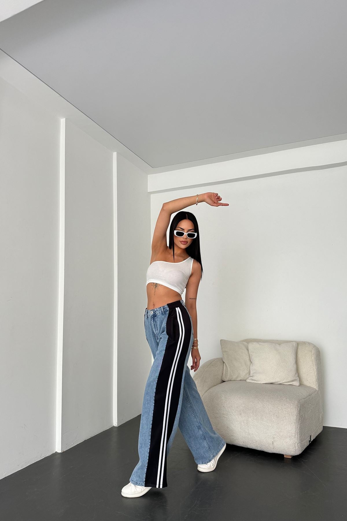 STRIPE DENIM JEANS